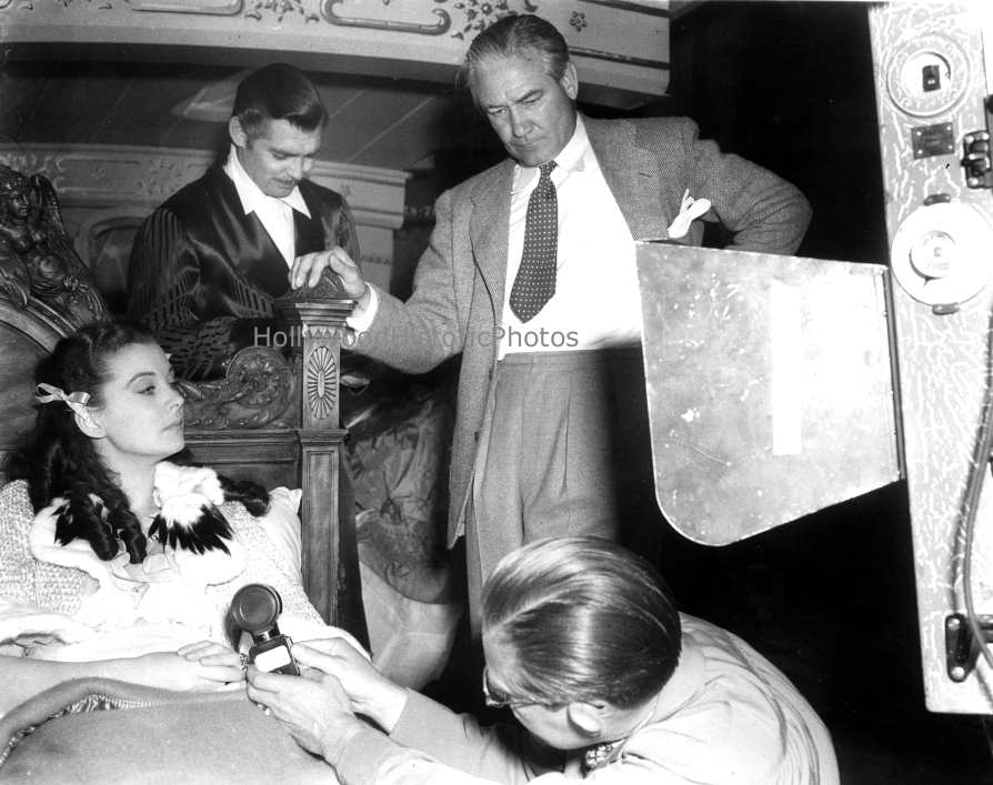 Vivien Leigh 1939 4 Clark Gable Victor Fleming GWTW wm.jpg
